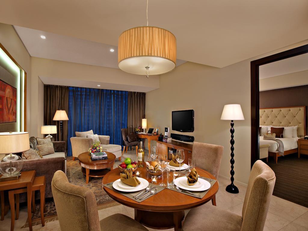 Joy Nostalg Hotel And Suites Manila Managed By The Ascott Limited Pasig City Eksteriør billede