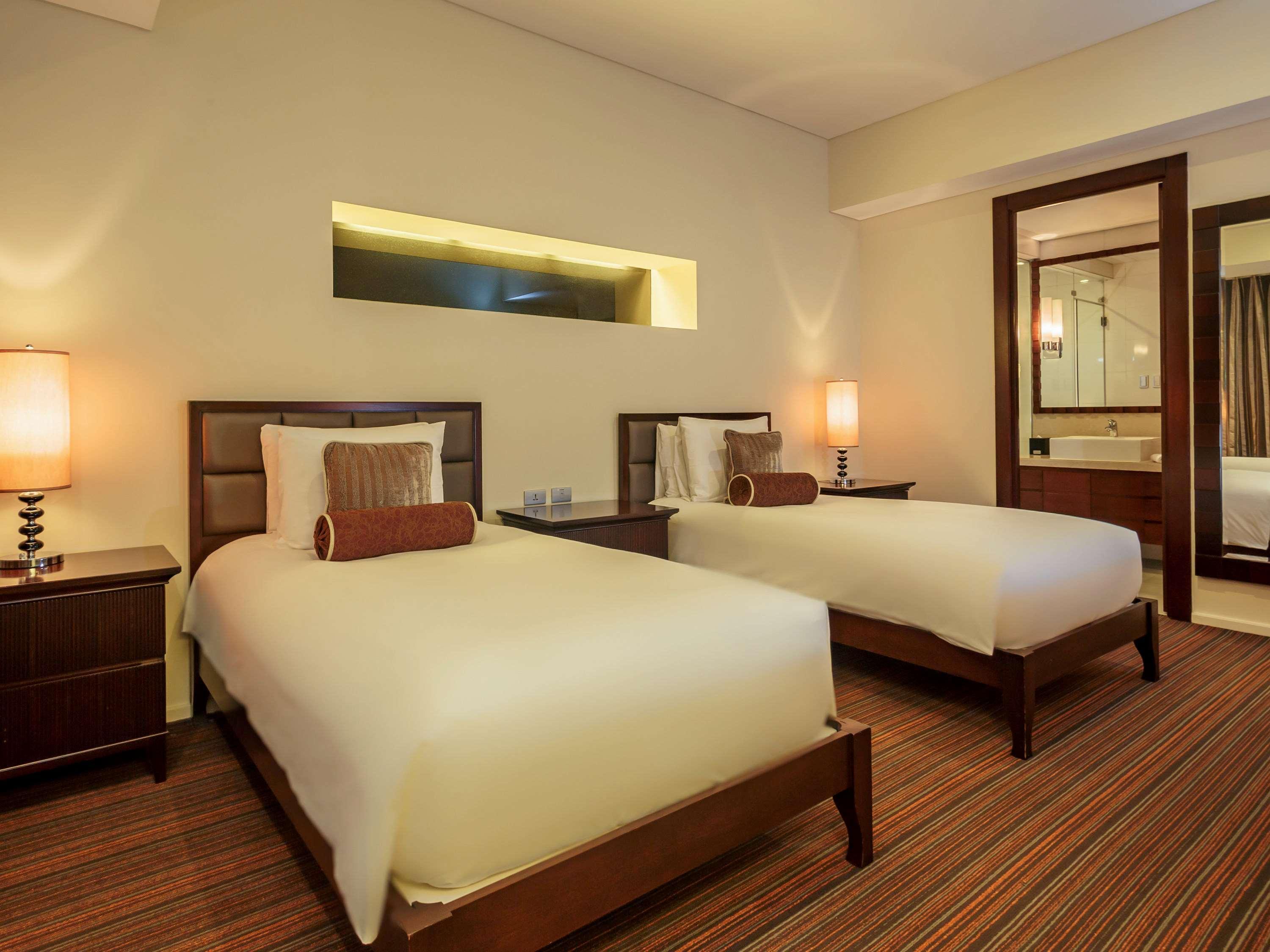 Joy Nostalg Hotel And Suites Manila Managed By The Ascott Limited Pasig City Eksteriør billede