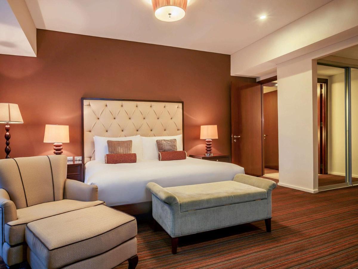 Joy Nostalg Hotel And Suites Manila Managed By The Ascott Limited Pasig City Eksteriør billede